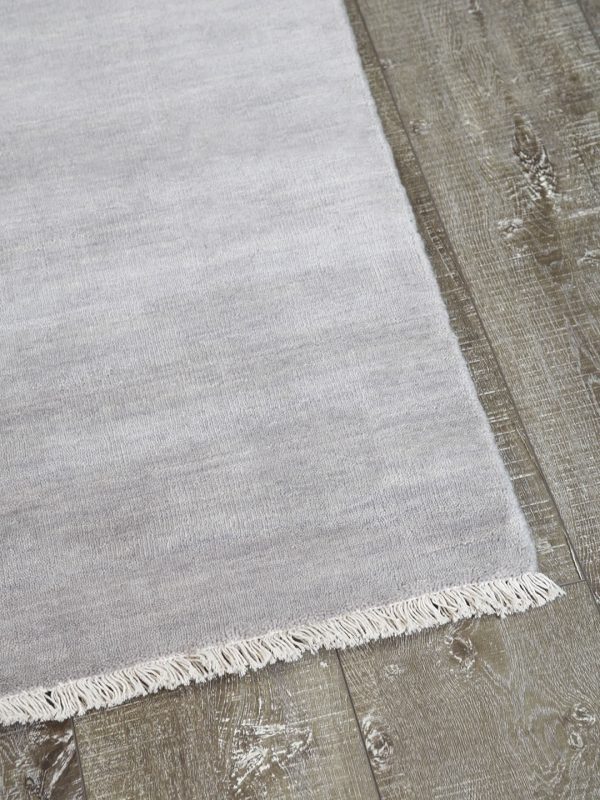 Diva Moonstone Luxury Hand-Woven Minimal Rug | The Rug Collection